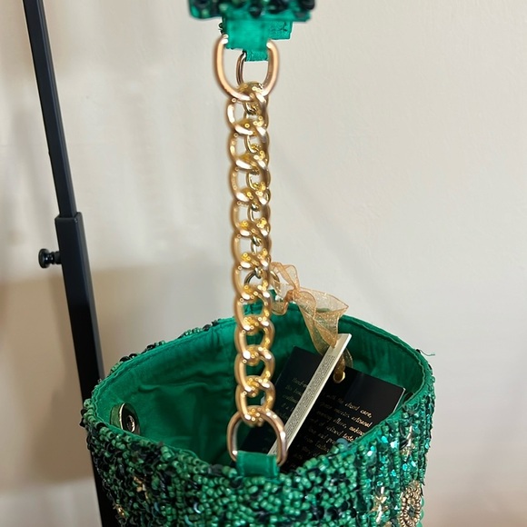 From India To You | Green Beaded “Go Team” Shoulder Bag - Picture 8 of 14